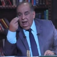 يوسف زيدان يجدد تعاقده مع الشروق